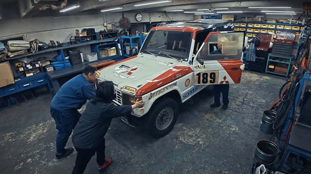 Dakar-Winning Mitsubishi Pajero